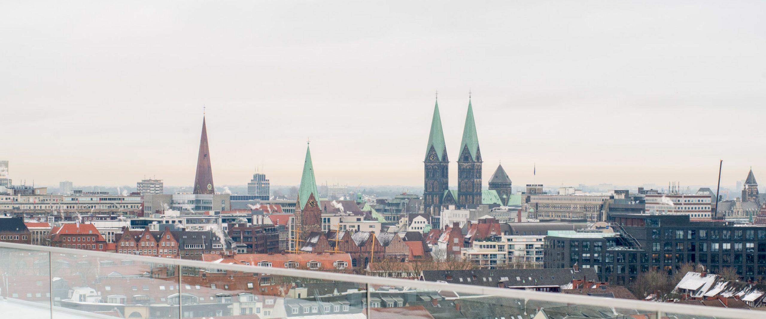 Aussicht vom Staffelgeschoss Aussicht über Bremen mit Dom.