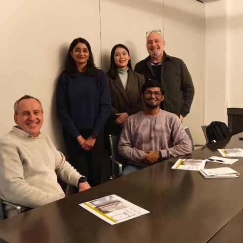 Studierenden der Hochschule Bremen mit den Rektoren der Hochschulen Bremen & Bremerhaven Studierende der Hochschule Bremen mit den Rektoren der Hochschulen Bremen & Bremerhaven