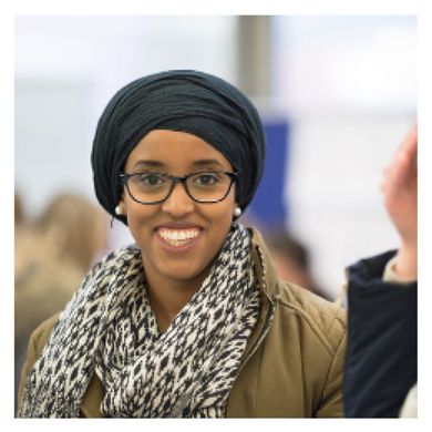 Starting you career Junge Studentin mit Turban