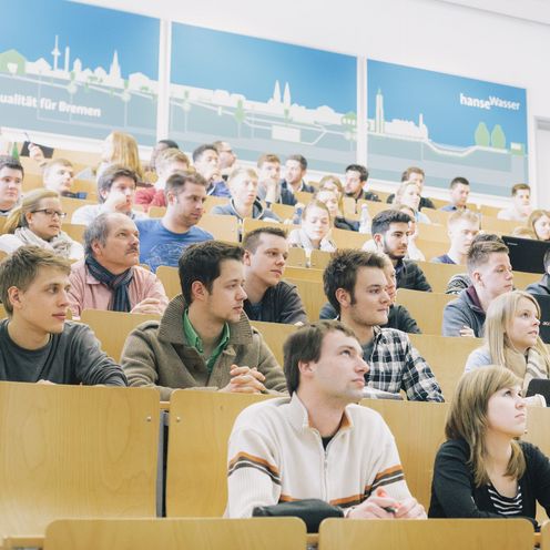 Studierende im Hörsaal Studierende im Hörsaal