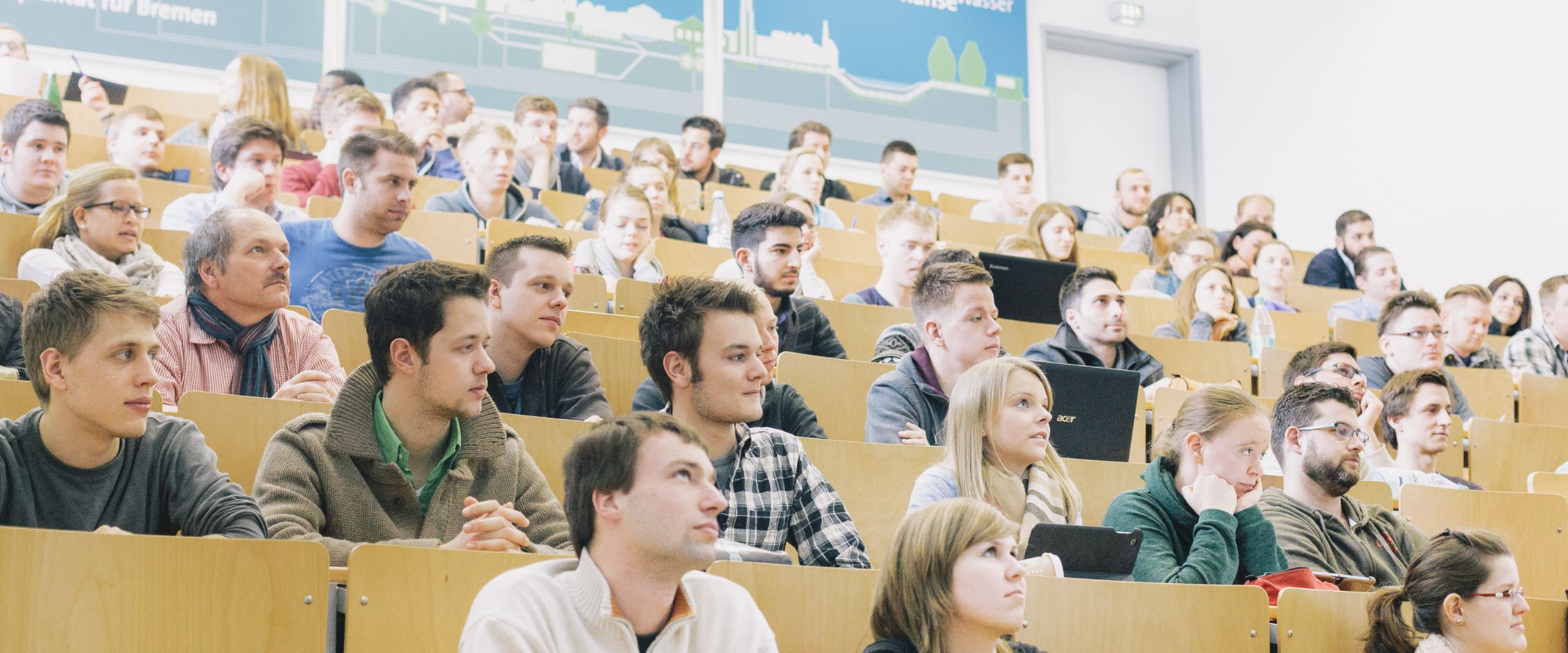 Studierende im Hörsaal Studierende im Hörsaal