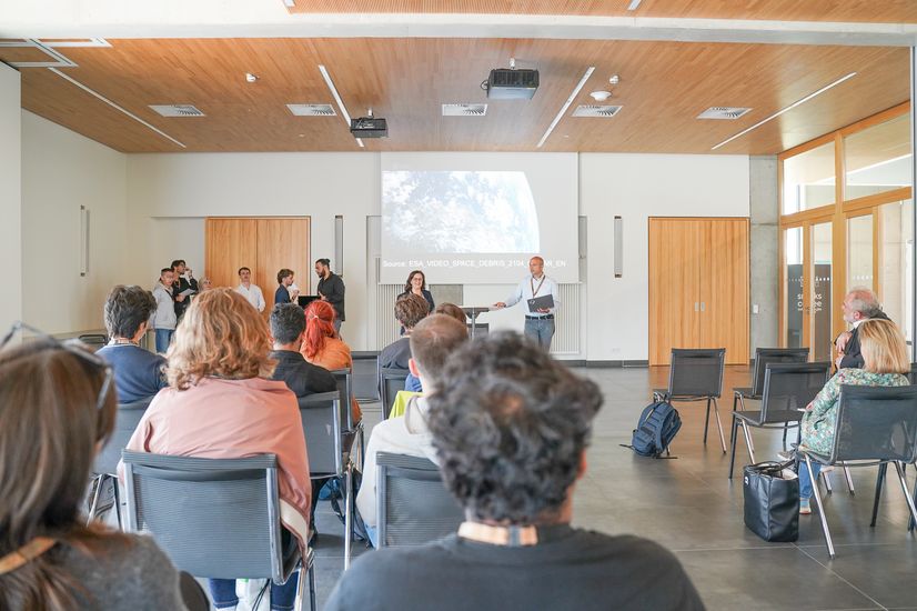  Industry Week „Engineering and Management of Space Systems” (EMSS) unter anderem als Teil der DAAD-Ostpartnerschaften mit der Partneruniversität Gdańsk University of Technology