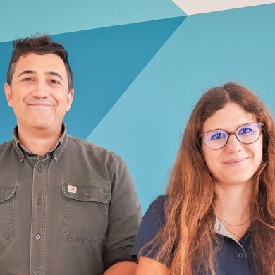 Airbus Café lehrbeauftragte 2025 Foto von Mann und Frau