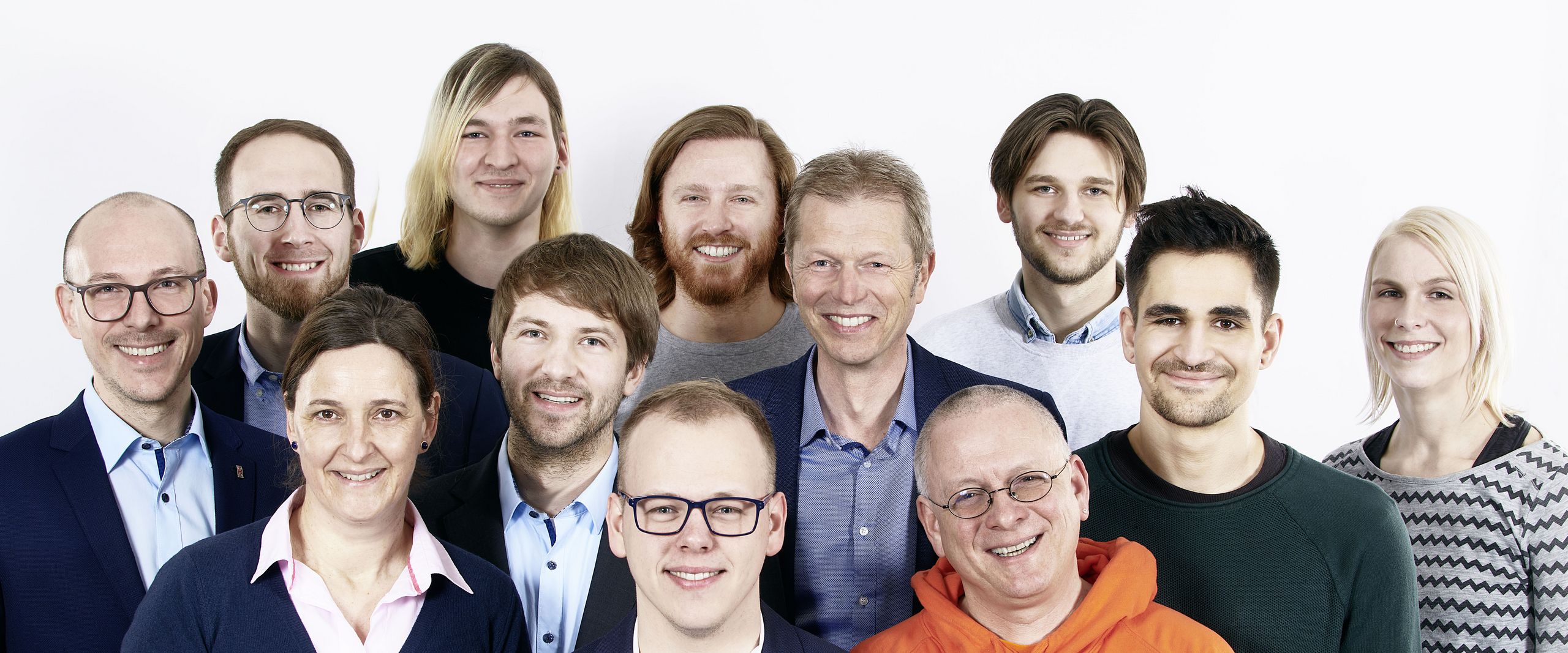 Forschungsgruppe Rechnernetze und Informationssicherheit (FRI) Gruppenbild mit Männern und Frauen